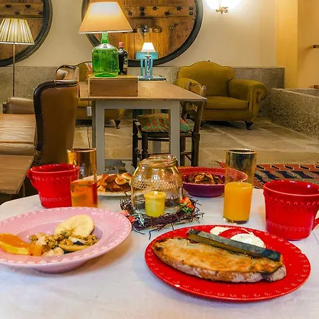 Гостевой дом The Old Cellar House