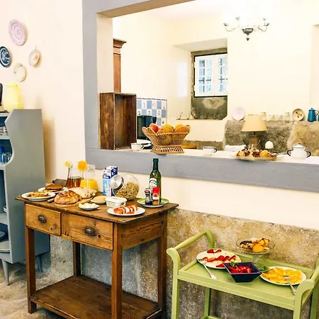 Гостевой дом The Old Cellar House Синтра