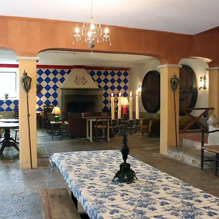 Guest house The Old Cellar House
