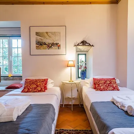 The Old Cellar House Синтра